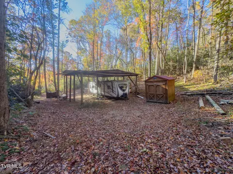 299 Morton Road Hampton Tn 37658, Hampton, TN 37658 photo 4