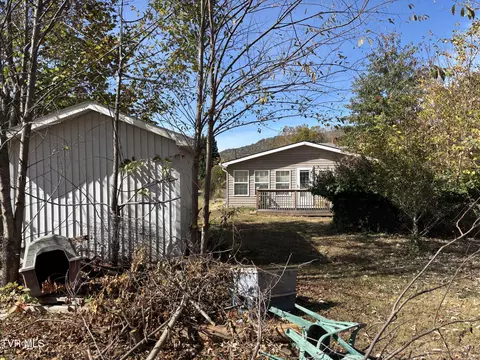 310 Lee Avenue Erwin Tn 37650, Erwin, TN 37650 photo 2