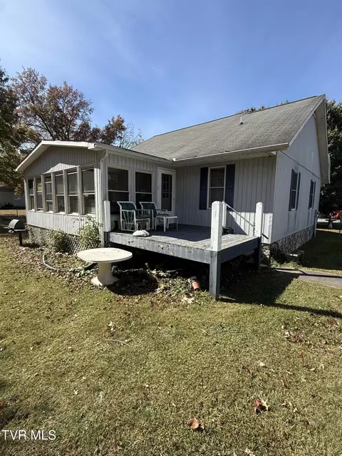 Exterior - 312 Lee Avenue Erwin Tn 37650, Erwin, TN 37650 photo 1 of 1