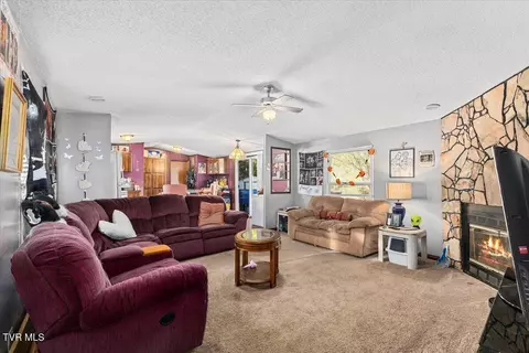 Living - 1104 Rittertown Road Hampton Tn 37658, Hampton, TN 37658 photo 2 of 2