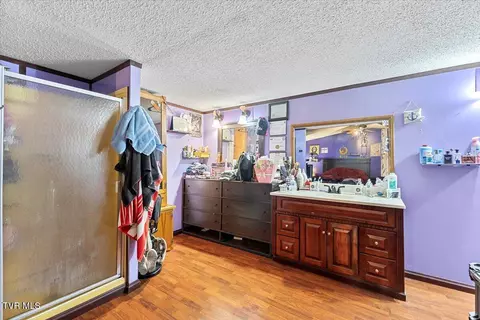Bath - 1104 Rittertown Road Hampton Tn 37658, Hampton, TN 37658 photo 2 of 4