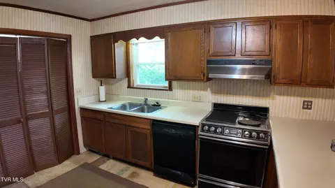 Kitchen - 111 Myrtle Avenue Erwin Tn 37650, Erwin, TN 37650 photo 1 of 2