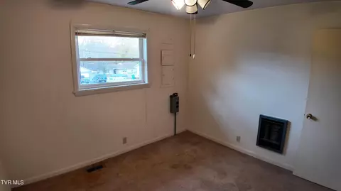 Bedroom - 111 Myrtle Avenue Erwin Tn 37650, Erwin, TN 37650 photo 6 of 12