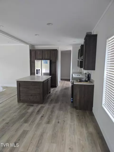 2204 Oak Street Gray Tn 37615, Gray, TN 37615 photo 8