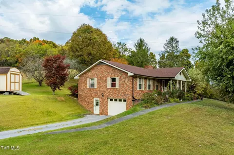Exterior - 348 Clinch Valley Road Eidson Tn 37731, Eidson, TN 37731 photo 4 of 37