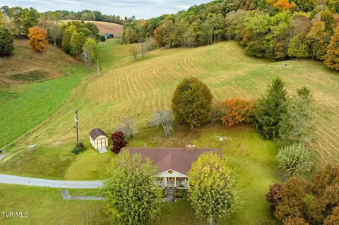 Exterior - 348 Clinch Valley Road Eidson Tn 37731, Eidson, TN 37731 photo 5 of 37