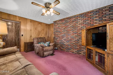 Living - 348 Clinch Valley Road Eidson Tn 37731, Eidson, TN 37731 photo 1 of 3