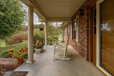 Exterior - 348 Clinch Valley Road Eidson Tn 37731, Eidson, TN 37731 photo 22 of 37