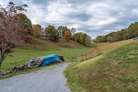 Exterior - 348 Clinch Valley Road Eidson Tn 37731, Eidson, TN 37731 photo 36 of 37