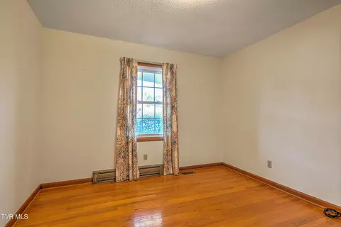 2402 Circleview Drive Johnson City Tn 37604, Johnson City, TN 37604 photo 11
