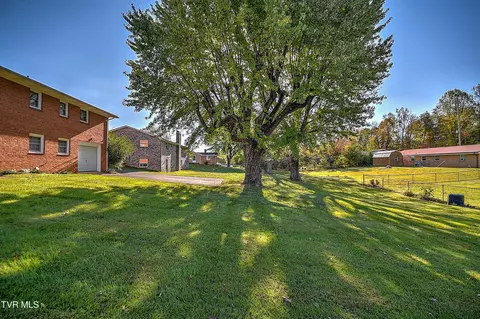 2402 Circleview Drive Johnson City Tn 37604, Johnson City, TN 37604 photo 47