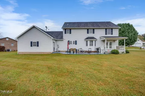 Exterior - 511 Old Stage Road Erwin Tn 37650, Erwin, TN 37650 photo 5 of 8