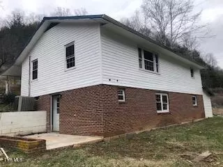 3043 Lewis Creek Road Honaker Va 24260, Honaker, VA 24260