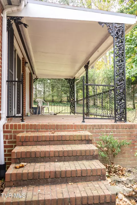 904 Forest Avenue Johnson City Tn 37601, Johnson City, TN 37601 photo 3