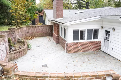 904 Forest Avenue Johnson City Tn 37601, Johnson City, TN 37601 photo 6