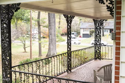 904 Forest Avenue Johnson City Tn 37601, Johnson City, TN 37601 photo 4