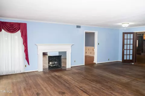 904 Forest Avenue Johnson City Tn 37601, Johnson City, TN 37601 photo 12