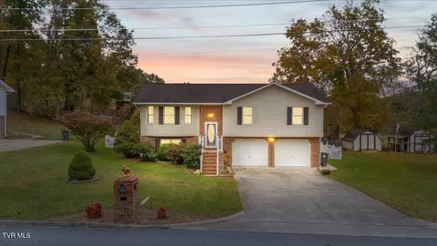 141 Valley Crest Drive Mount Carmel Tn 37645, Mount Carmel, TN 37645