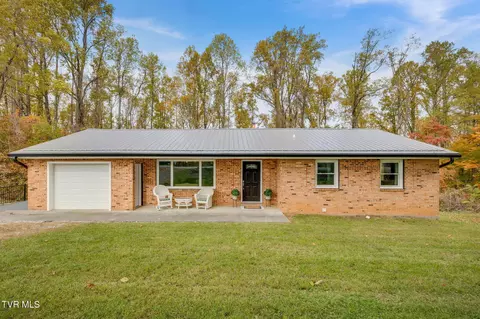 1111 Copper Ridge Road Castlewood Va 24224, Castlewood, VA 24224