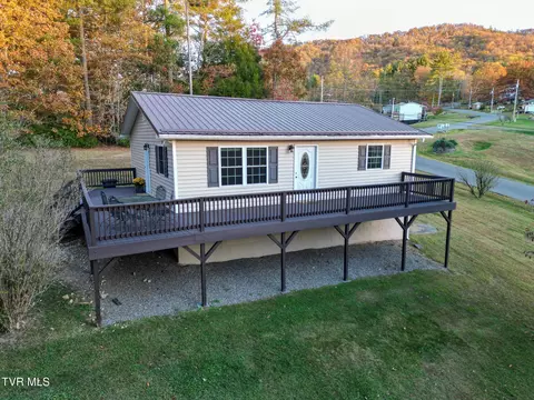 353 Hemlock Street Mountain City Tn 37683, Mountain City, TN 37683