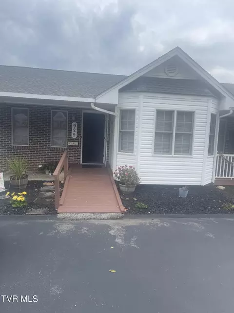 929 W G Street 929 Elizabethton Tn 37643, Elizabethton, TN 37643