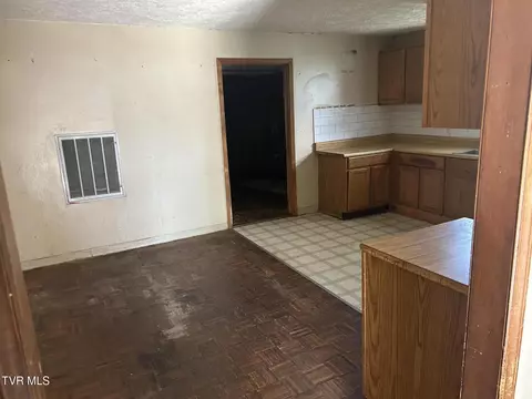 2107 E Watauga Avenue Johnson City Tn 37601, Johnson City, TN 37601 photo 7