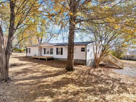 447 Bayhill Drive Piney Flats Tn 37686, Piney Flats, TN 37686