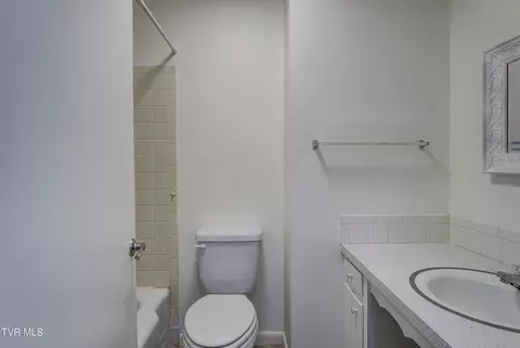 Bath - 234 Simmons Avenue Erwin Tn 37650, Erwin, TN 37650 photo 1 of 5