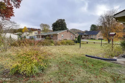 Exterior - 234 Simmons Avenue Erwin Tn 37650, Erwin, TN 37650 photo 3 of 9