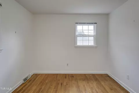 Bedroom - 234 Simmons Avenue Erwin Tn 37650, Erwin, TN 37650 photo 3 of 7