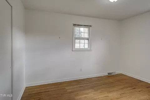 Bedroom - 234 Simmons Avenue Erwin Tn 37650, Erwin, TN 37650 photo 2 of 7