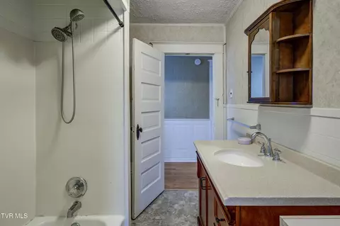 310 N Elm Avenue Erwin Tn 37650, Erwin, TN 37650 photo 41