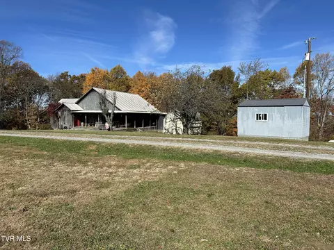 Exterior - 7503 Strawberry Mountain Road Wise Va 24293, Wise, VA 24293 photo 6 of 8