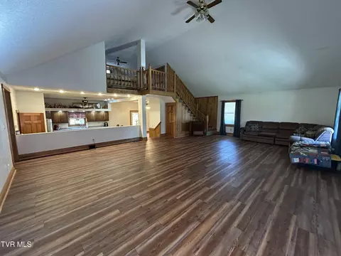 Living - 7503 Strawberry Mountain Road Wise Va 24293, Wise, VA 24293 photo 3 of 6