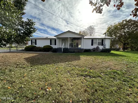 Exterior - 112 Crook Street Hampton Tn 37658, Hampton, TN 37658 photo 1 of 9