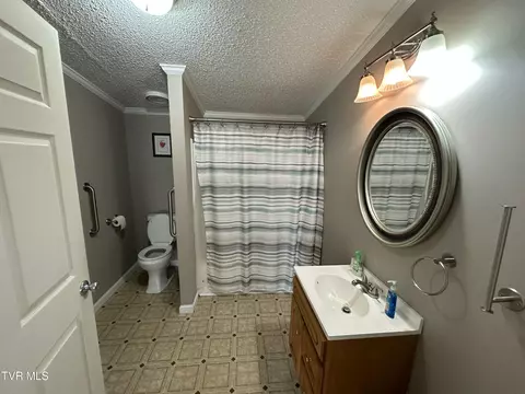 Bath - 112 Crook Street Hampton Tn 37658, Hampton, TN 37658 photo 6 of 6