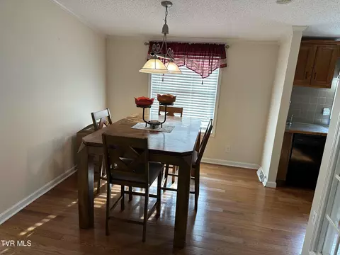 Dining - 112 Crook Street Hampton Tn 37658, Hampton, TN 37658 photo 1 of 1