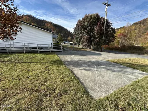 Exterior - 112 Crook Street Hampton Tn 37658, Hampton, TN 37658 photo 4 of 9