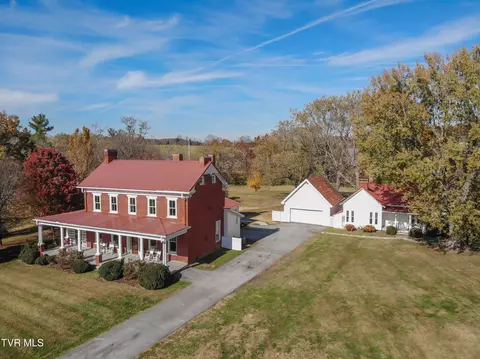 240 Maplehurst Lane Bluff City Tn 37618, Bluff City, TN 37618