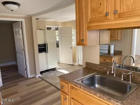 1808 E Myrtle Avenue Johnson City Tn 37601, Johnson City, TN 37601 photo 24