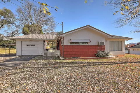 230 Concord Avenue Mount Carmel Tn 37645, Mount Carmel, TN 37645