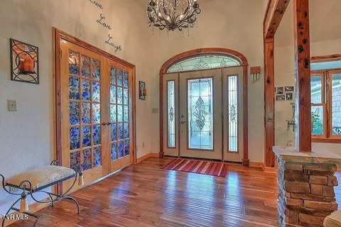 Entry Way - 251 Fee Trail Ewing Va 24248, Ewing, VA 24248 photo 1 of 4
