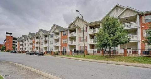 2008 Millennium Place 109 Johnson City Tn 37604, Johnson City, TN 37604