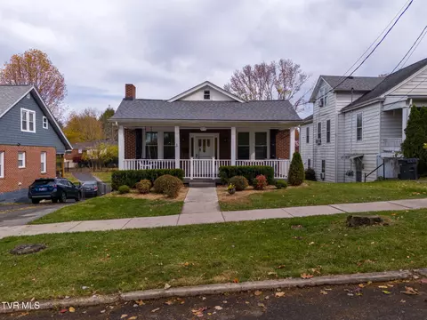 913 Maryland Avenue Bristol Tn 37620, Bristol, TN 37620