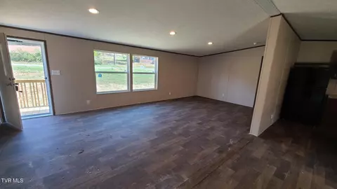 Living - 505 Jackson Road Jonesborough Tn 37659, Jonesborough, TN 37659 photo 1 of 1