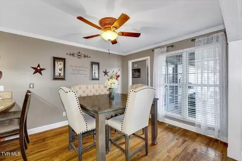 Dining - 357 Boonesboro Road Gray Tn 37615, Gray, TN 37615 photo 1 of 2