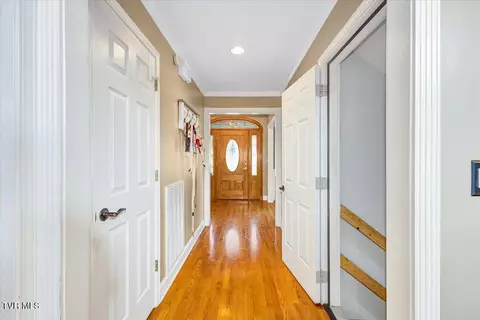Entry Way - 357 Boonesboro Road Gray Tn 37615, Gray, TN 37615 photo 1 of 4