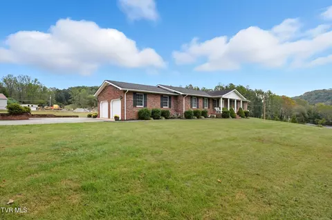 Exterior - 4052 Purchase Ridge Road Duffield Va 24244, Duffield, VA 24244 photo 2 of 12