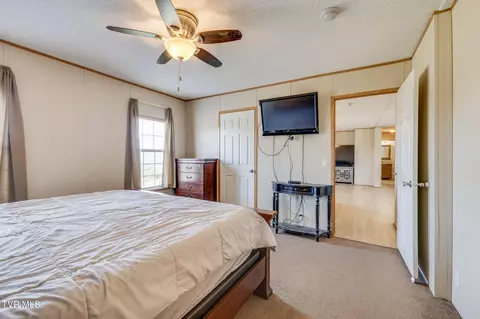 Bedroom - 175 Forest Road Mosheim Tn 37818, Mosheim, TN 37818 photo 2 of 4