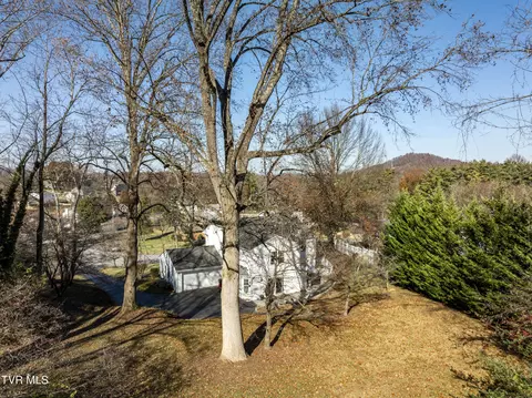 Exterior - 312 Ivanhoe Drive Johnson City Tn 37601, Johnson City, TN 37601 photo 20 of 21